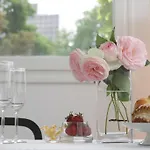 Les Suites De Catherine, La Si Calme